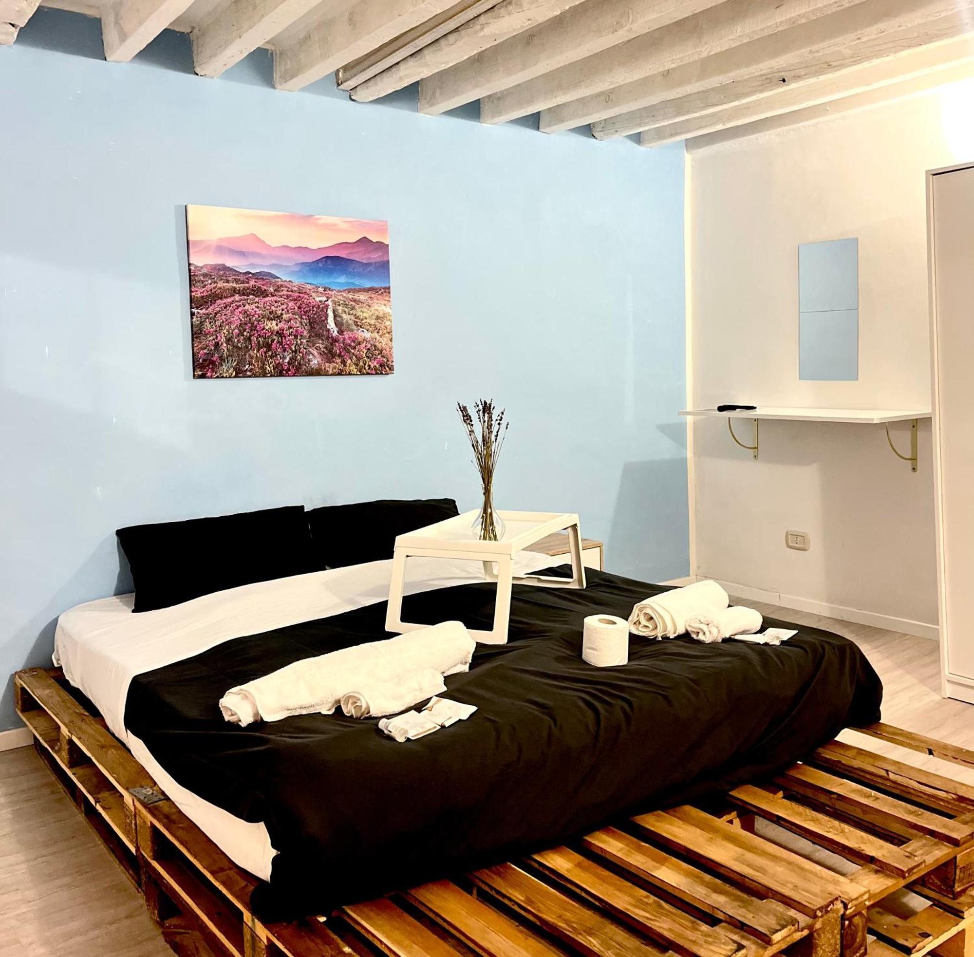 Genova Centro Affittacamere- Bagno In Comune Extérieur photo